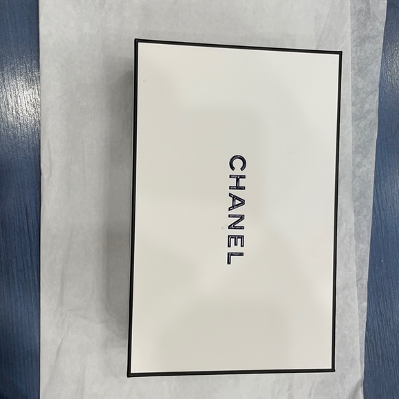 CHANEL Other - CHANEL WIDE EMPTY BOX